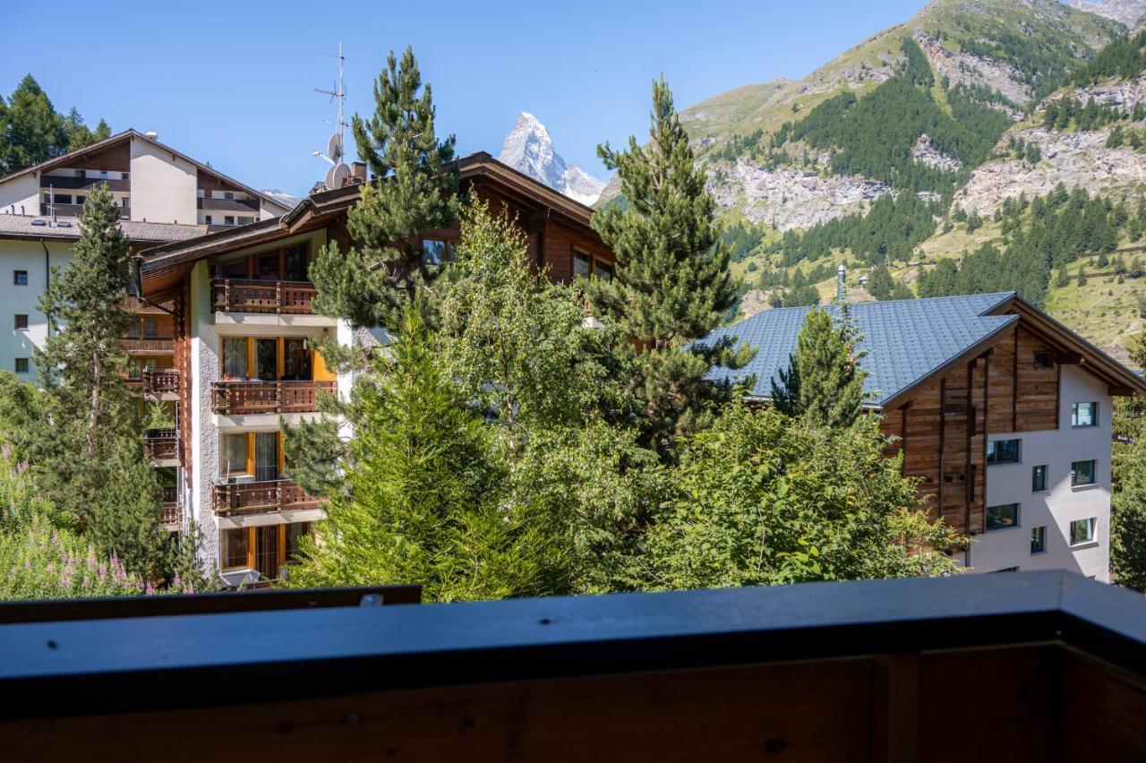 ツェルマットSunnaeplaetzli- Aprt. 4P Matterhorn View/Wifiアパートメント エクステリア 写真